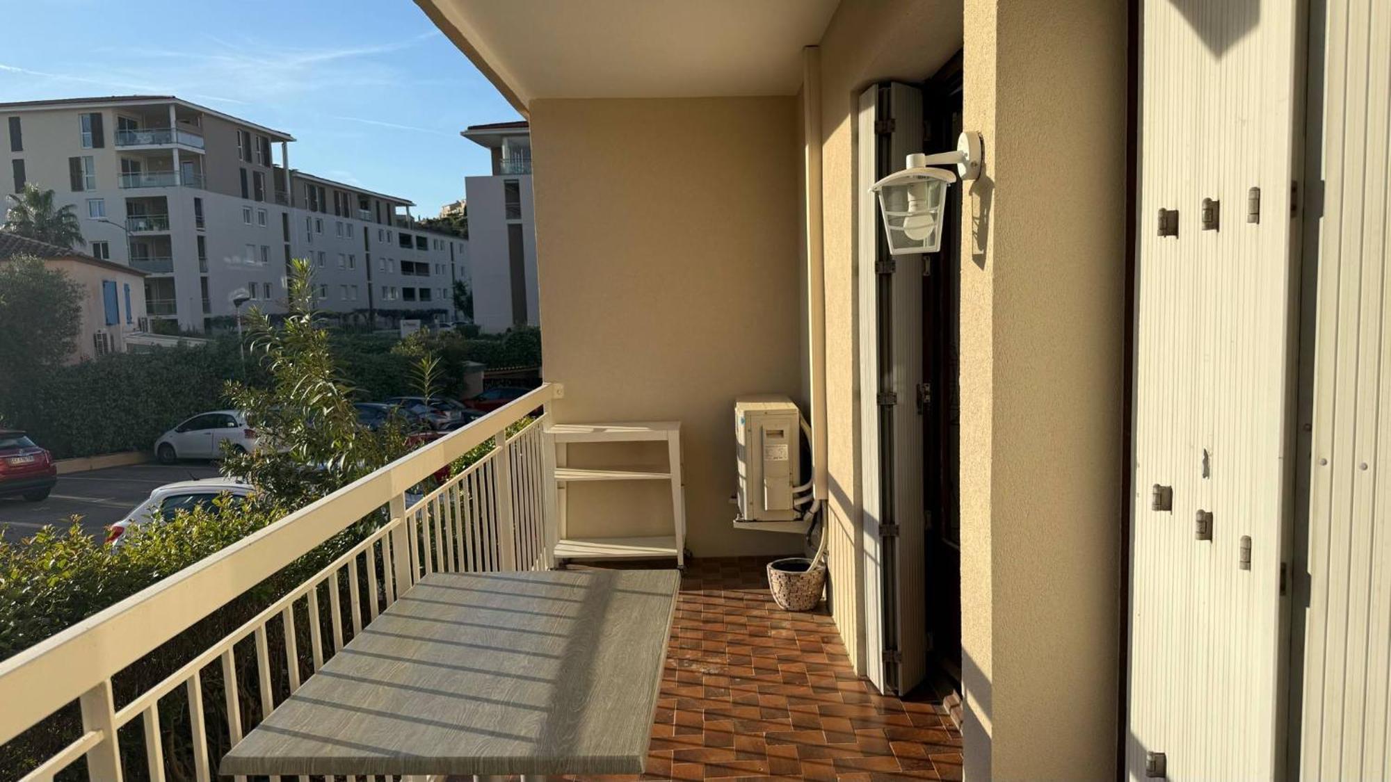 Escapade De Reve A Saint-Raphael Apartment Exterior photo
